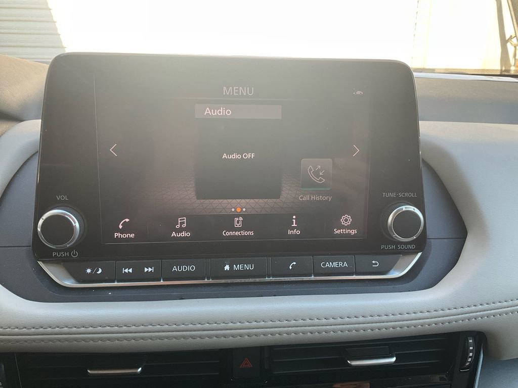 Used 2022 Nissan Rogue SV w/ SV Premium Package image 24