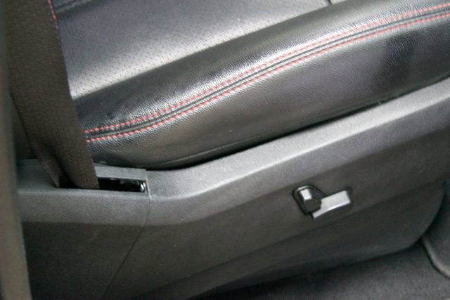 Used 2020 Dodge Grand Caravan GT FWD image 14