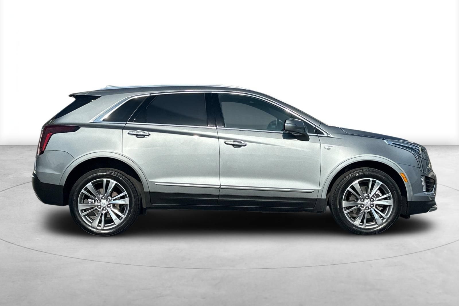 Used 2025 Cadillac XT5 Premium Luxury AWD/4WD image 7