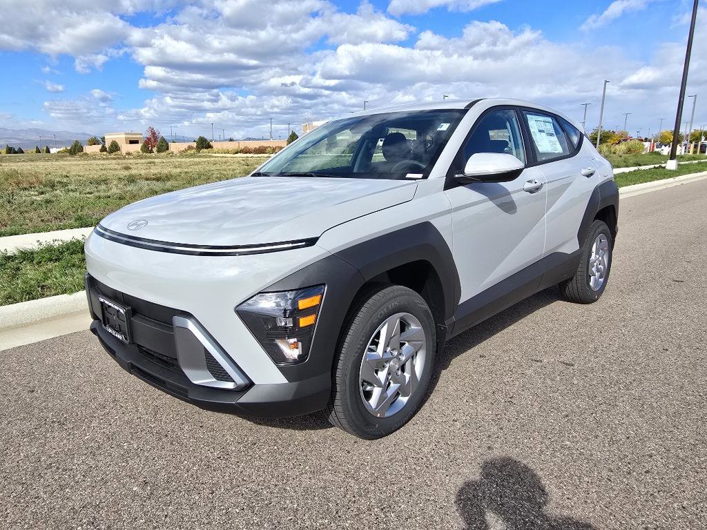 New 2026 Hyundai Kona SE