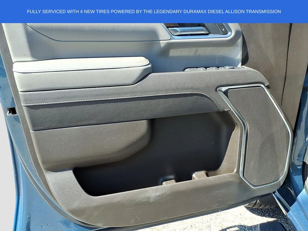 Used 2025 Chevrolet Silverado 2500 LT w/ Convenience Package image 18