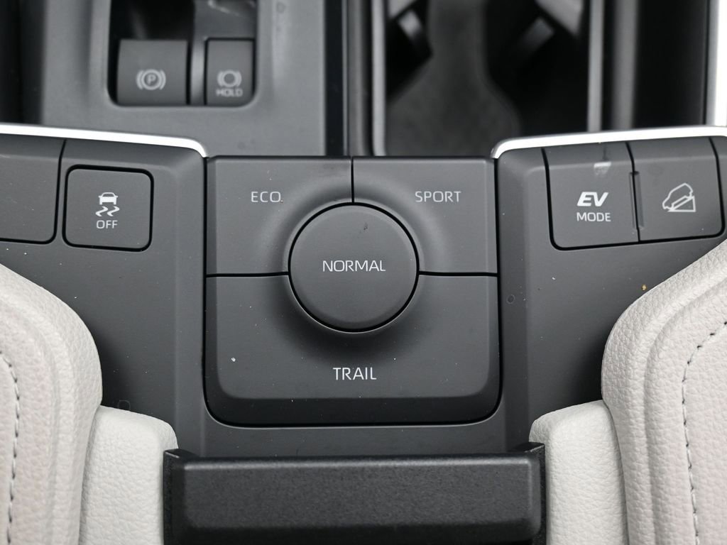 Certified 2026 Toyota Grand Highlander Limited image 27