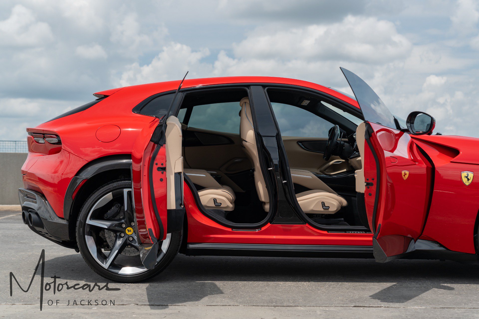 Used 2024 Ferrari Purosangue AWD/4WD image 13