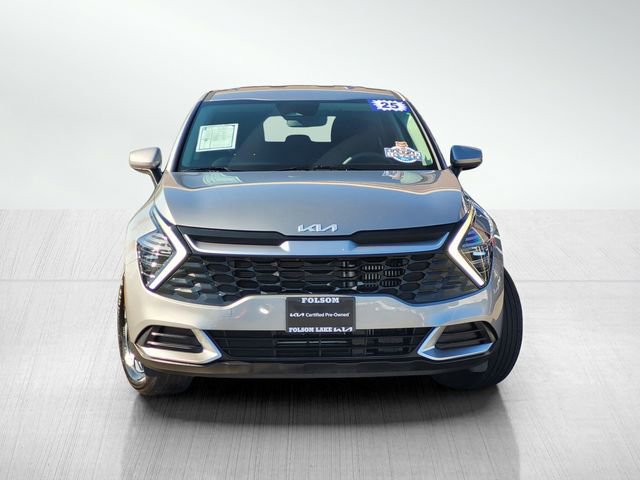 Used 2025 Kia Sportage LX image 2