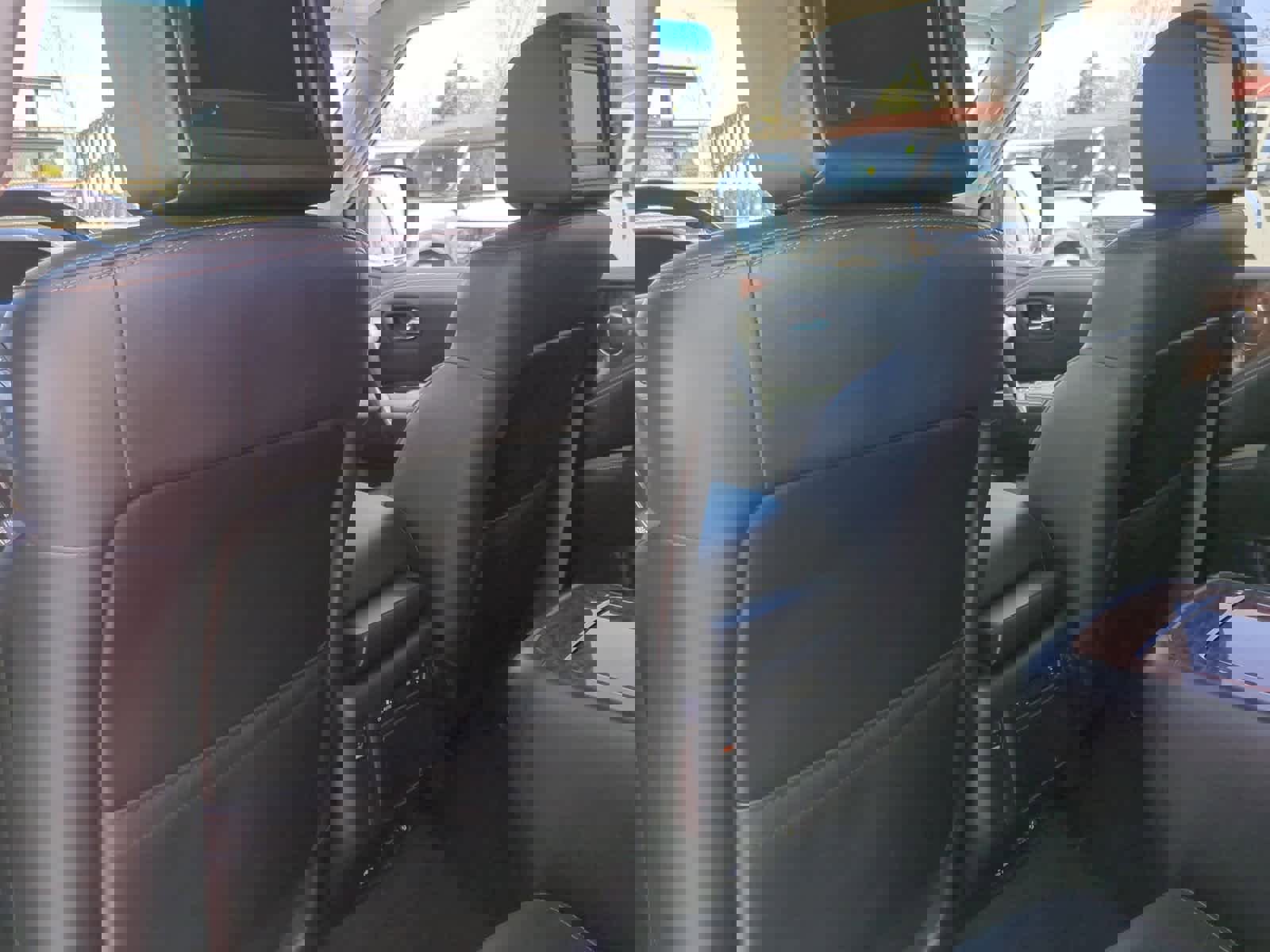 Used 2017 Nissan Armada Platinum image 18