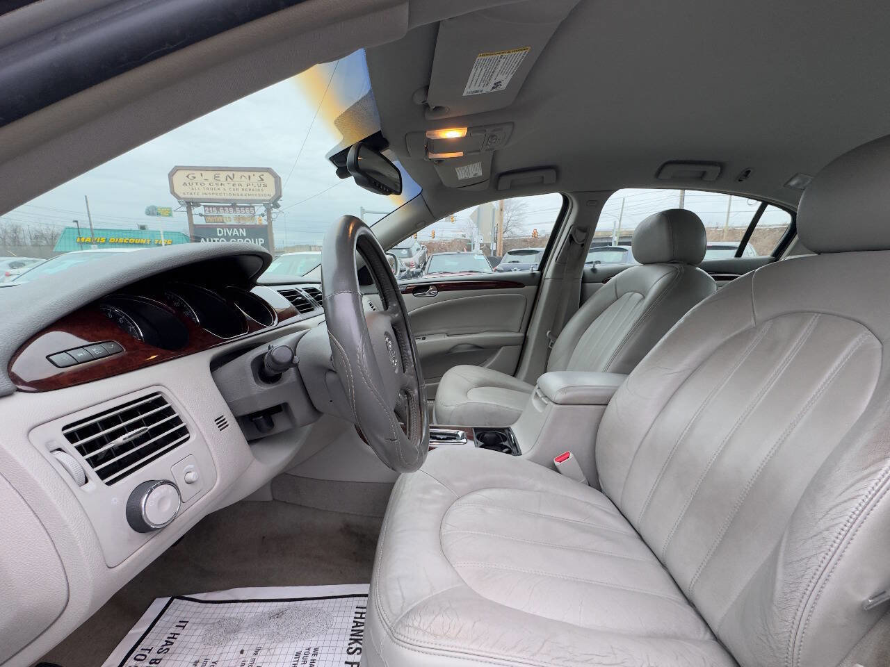 Used 2007 Buick Lucerne CXL w/ Luxury Package FWD image 10