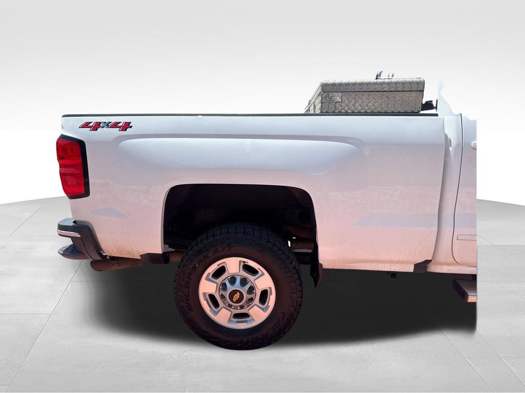 Used 2018 Chevrolet Silverado 2500 LT AWD/4WD image 31