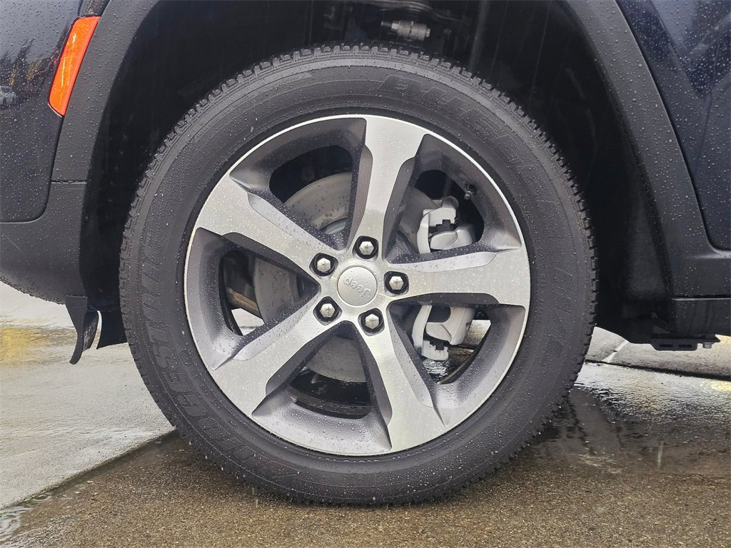 Used 2024 Jeep Grand Cherokee Limited 4xe image 9