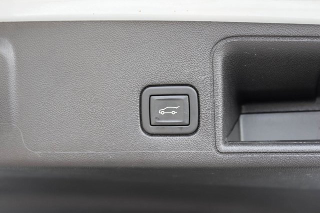 Used 2023 GMC Terrain Denali w/ Denali Premium Package image 10