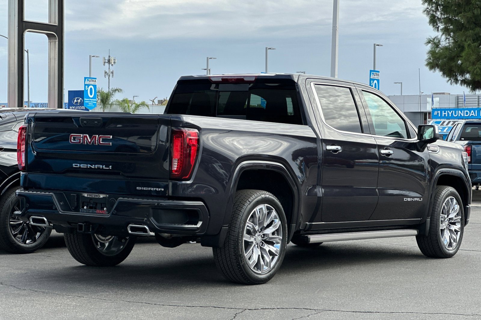 New 2026 GMC Sierra 1500 Denali w/ Denali Reserve Package image 5