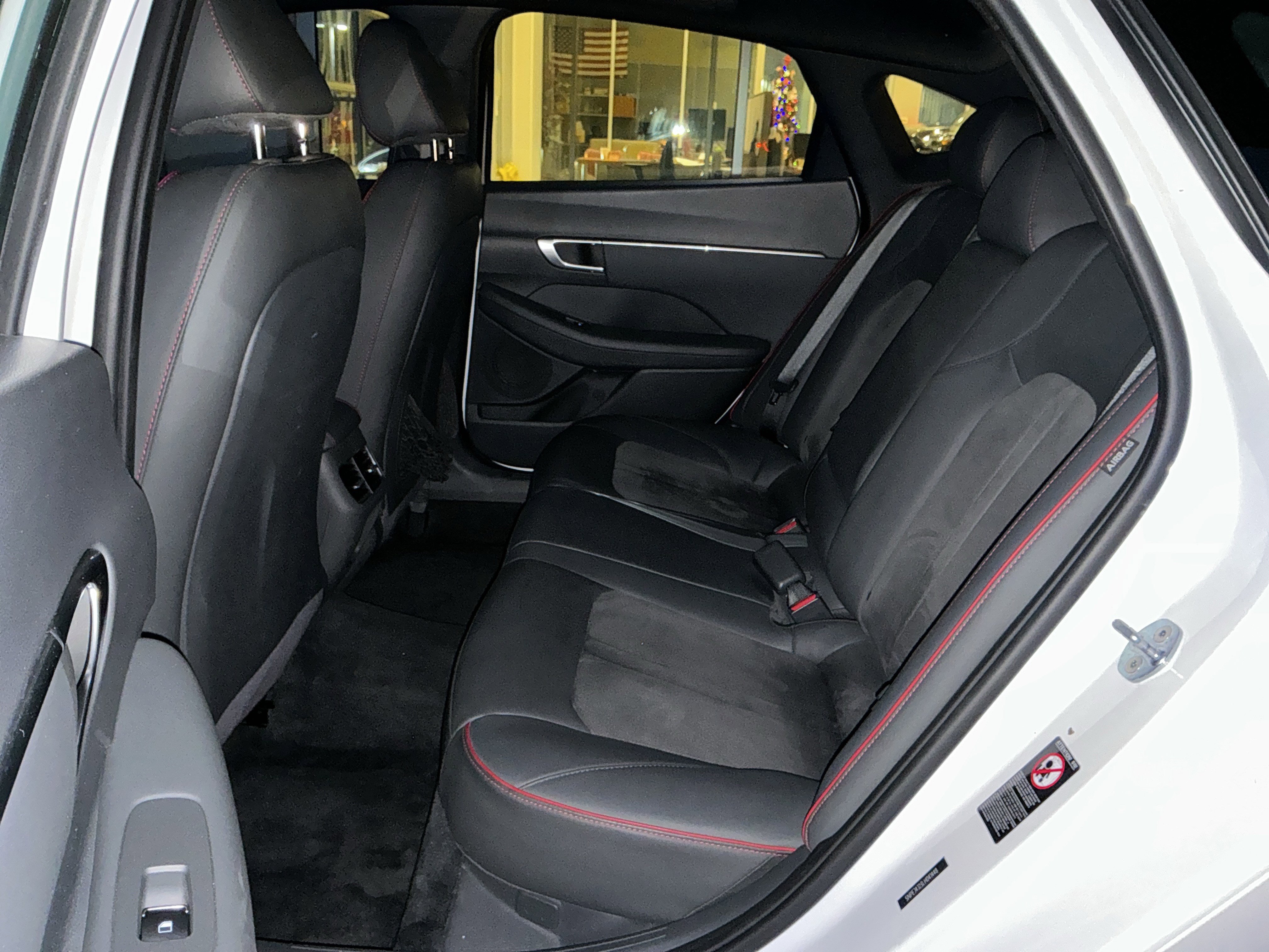 Used 2020 Hyundai Sonata SEL Plus w/ Tech Package image 18