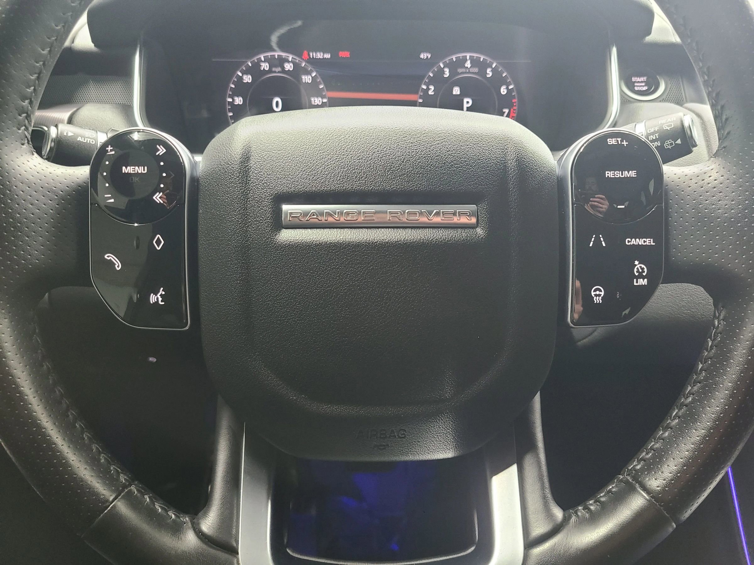 Used 2018 Land Rover Range Rover Sport HSE image 28