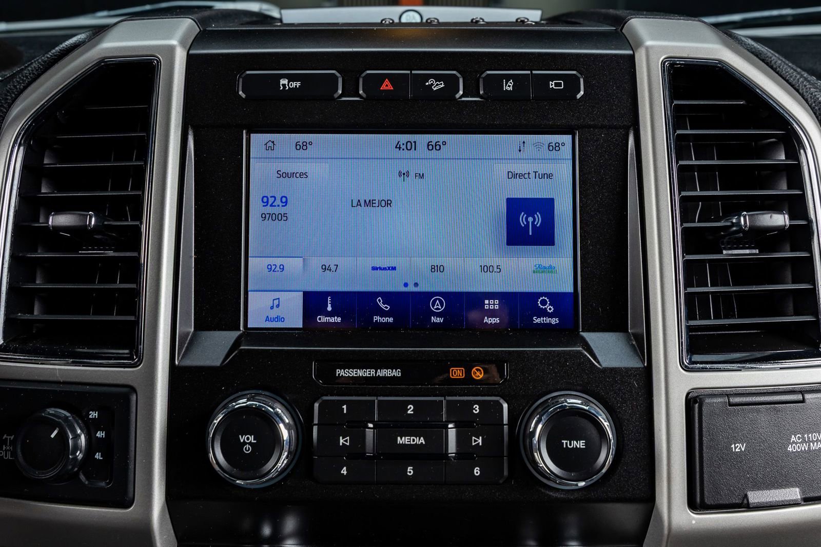 Used 2020 Ford F250 Lariat image 24