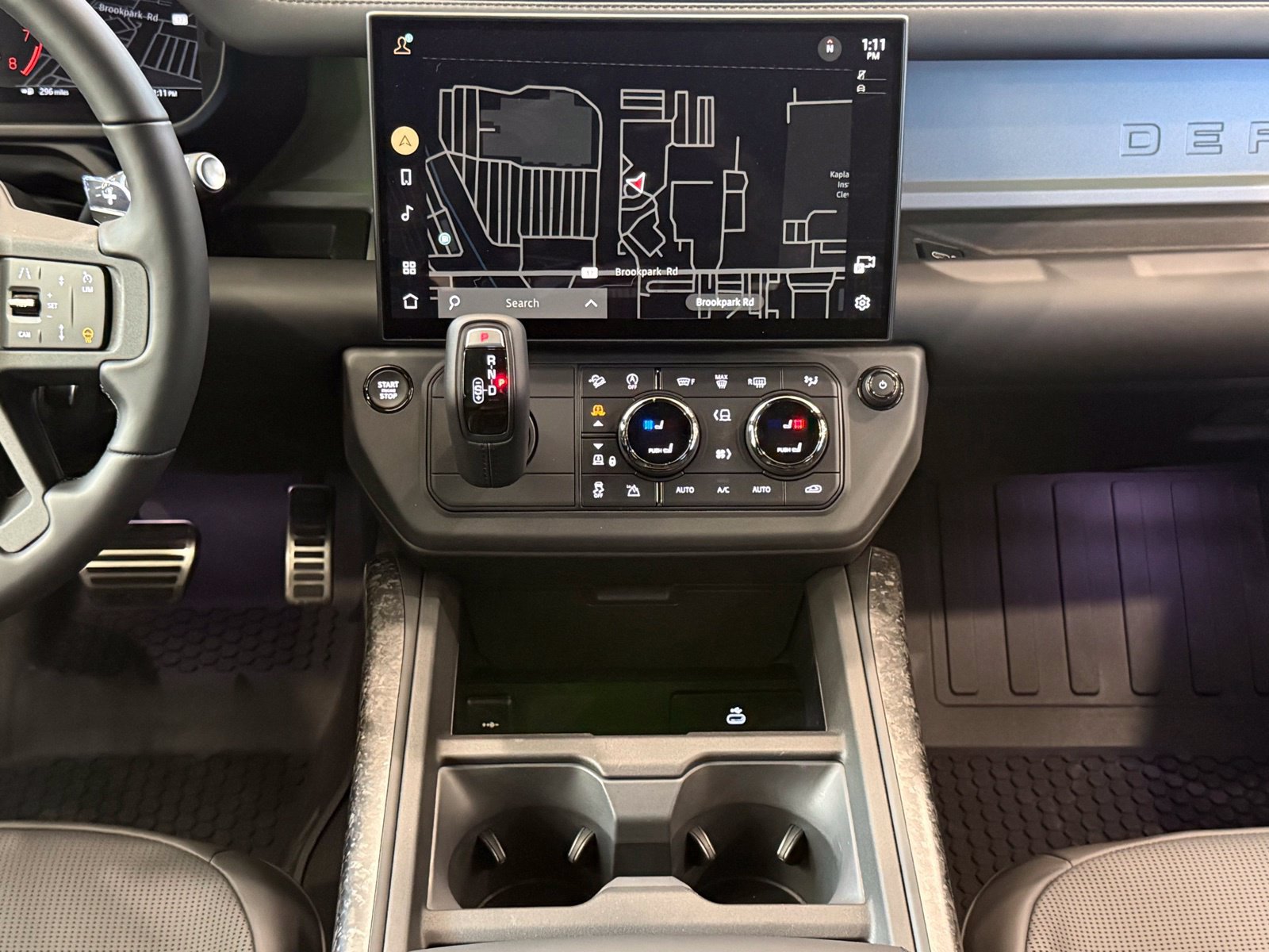 New 2026 Land Rover Defender 110 OCTA AWD/4WD image 24