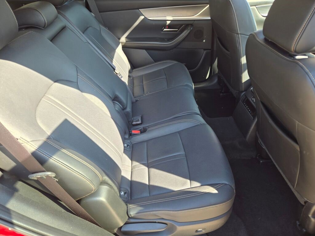 Used 2024 MAZDA CX-90 3.3 Turbo w/ Preferred Plus image 10