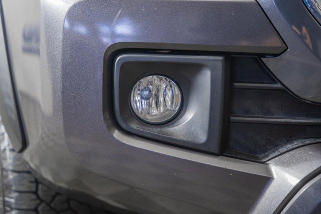 Used 2019 Toyota Tacoma TRD Off-Road image 15