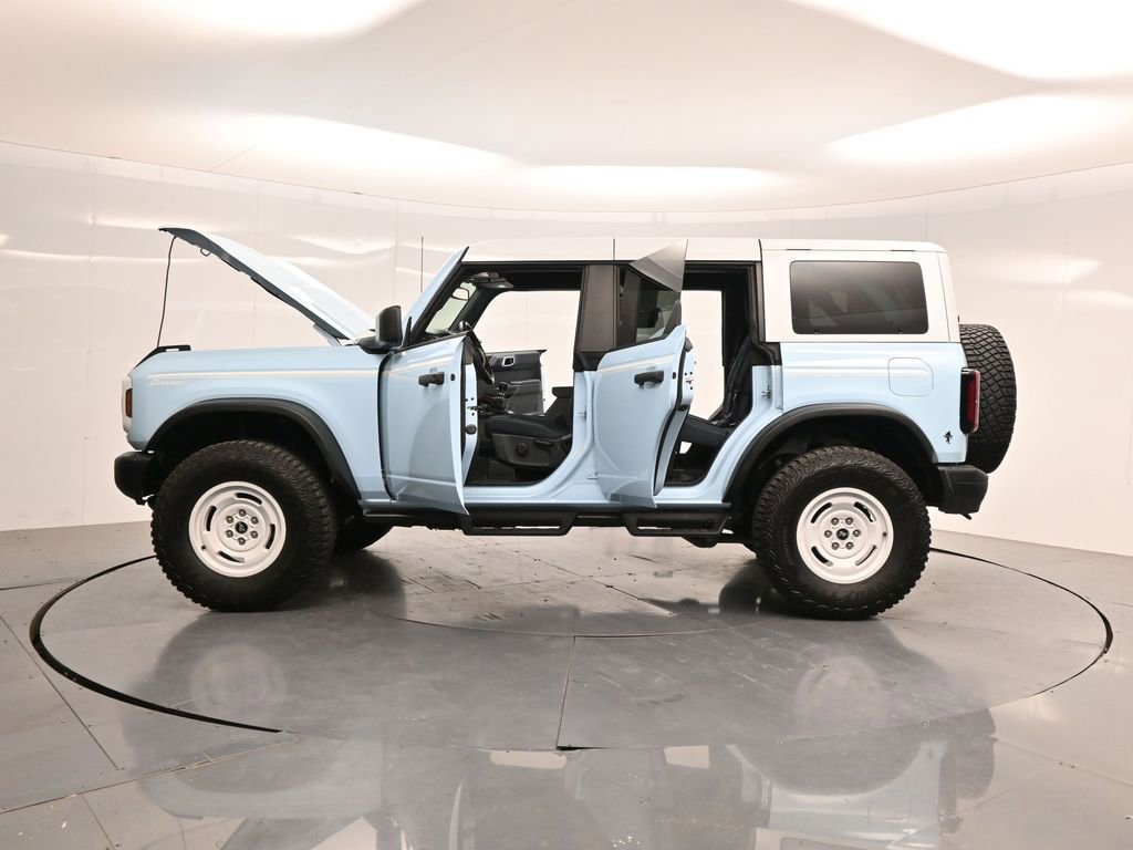 Used 2024 Ford Bronco Heritage Edition image 38