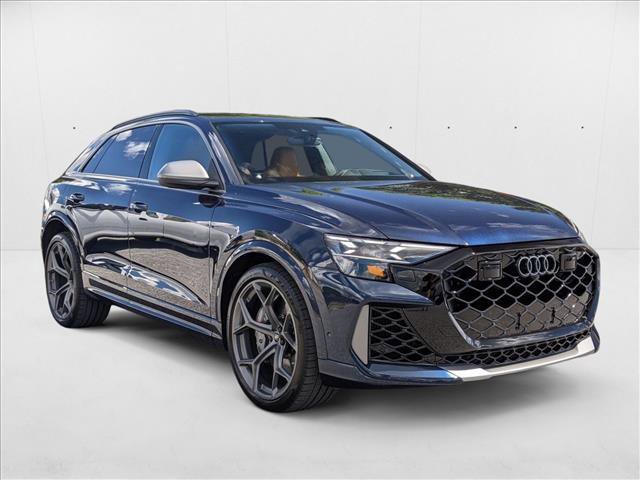 Certified 2025 Audi RS Q8 performance AWD/4WD image 3