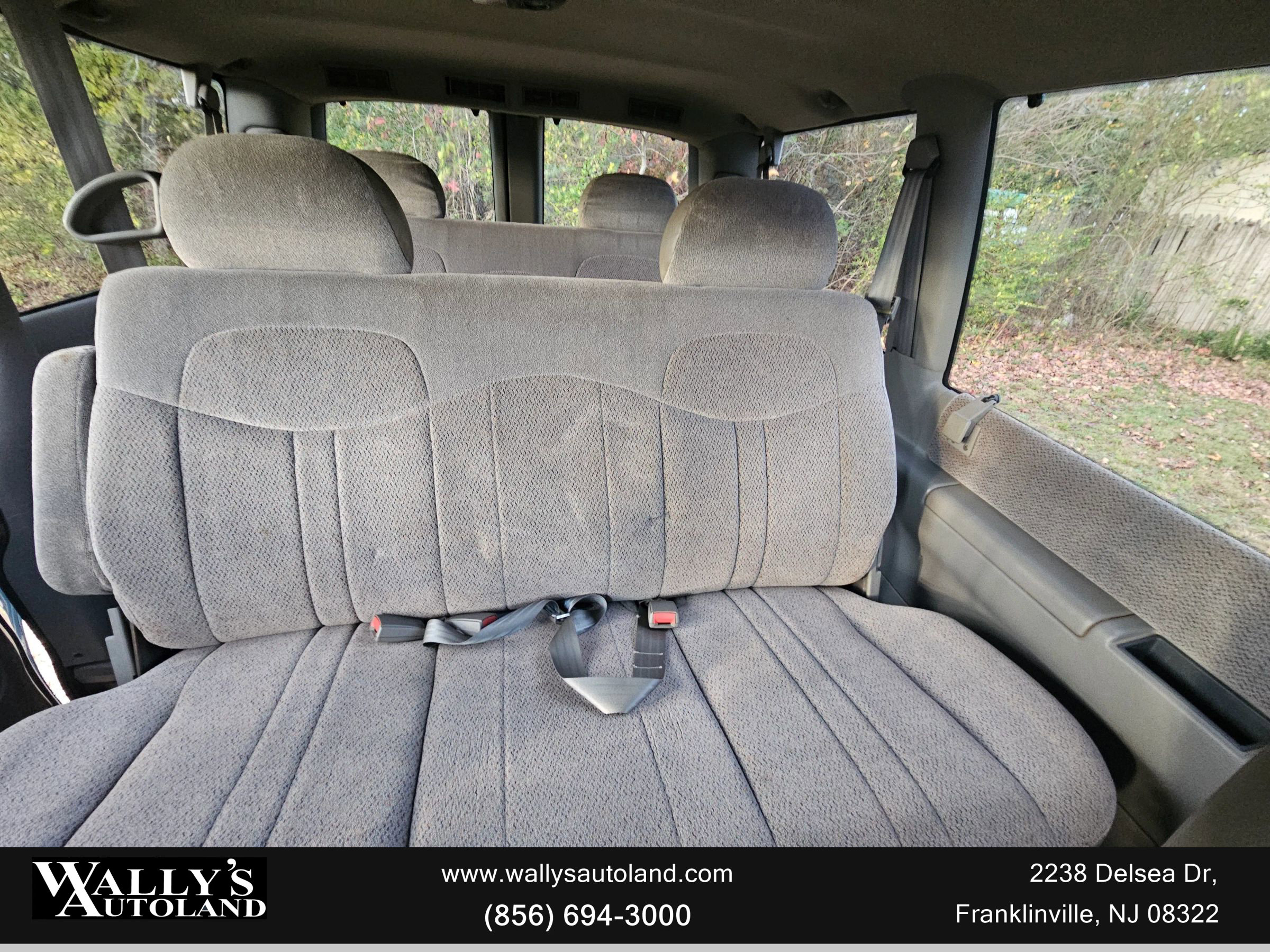 Used 1999 Chevrolet Astro AWD Passenger image 27