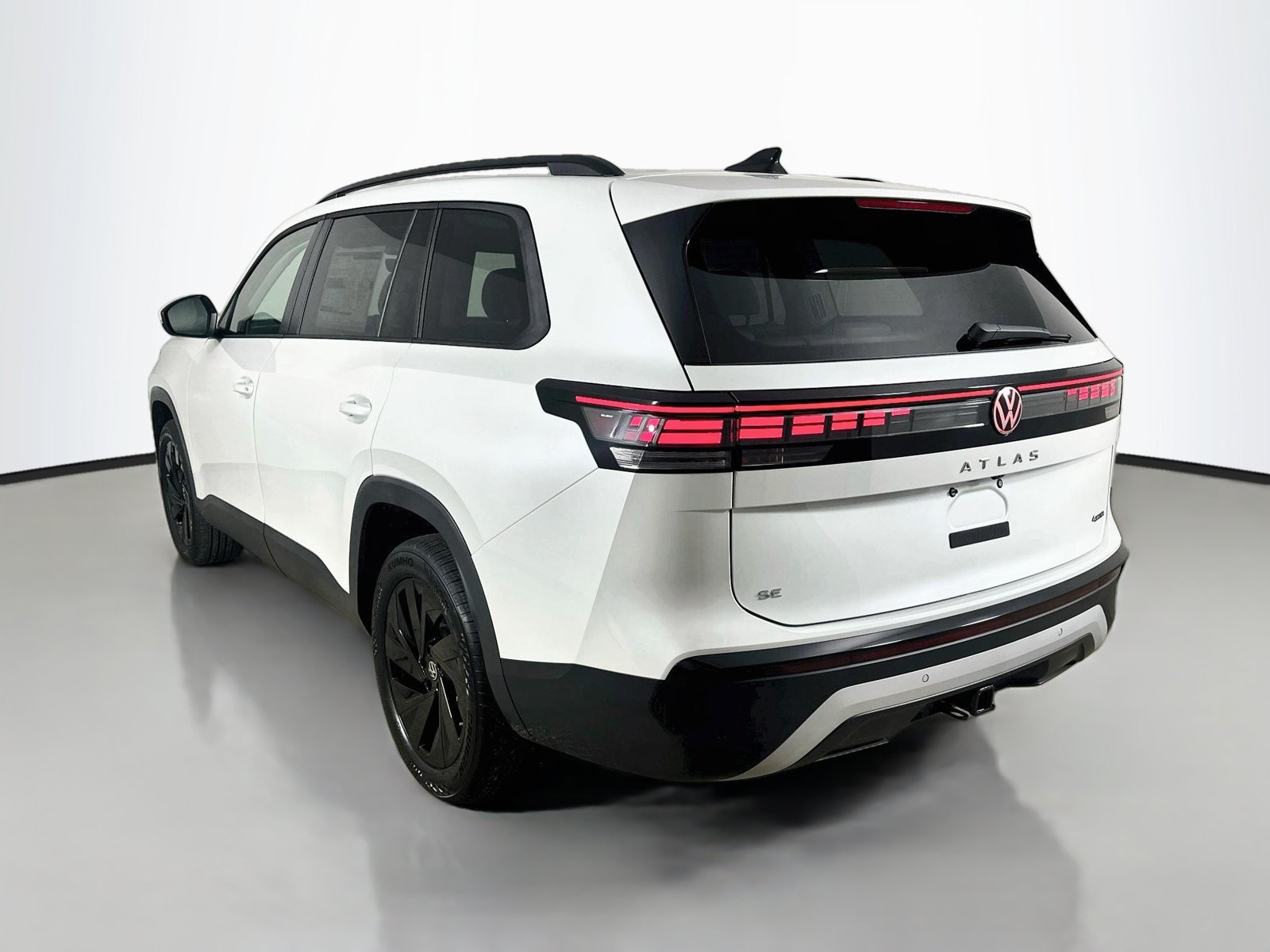 New 2027 Volkswagen Atlas SE AWD/4WD image 7