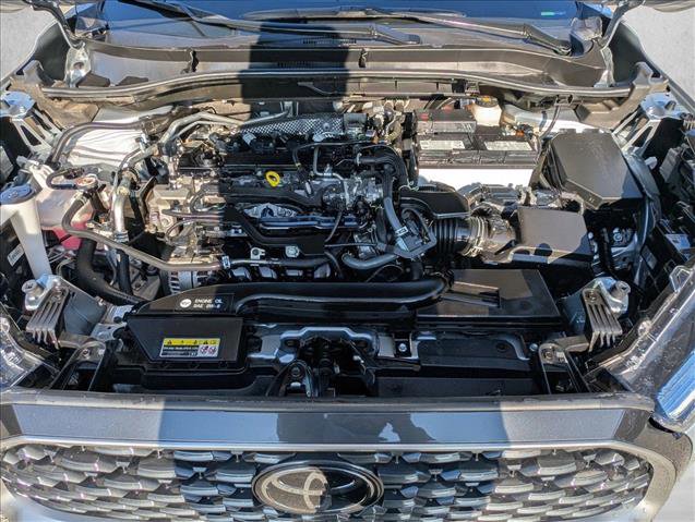 Used 2024 Toyota Corolla Cross XLE image 19