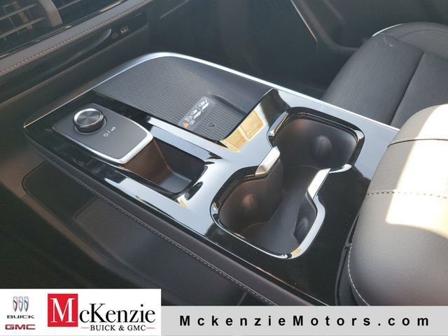 New 2026 Buick Enclave Sport Touring w/ LPO, Floor Liner Package AWD/4WD image 18
