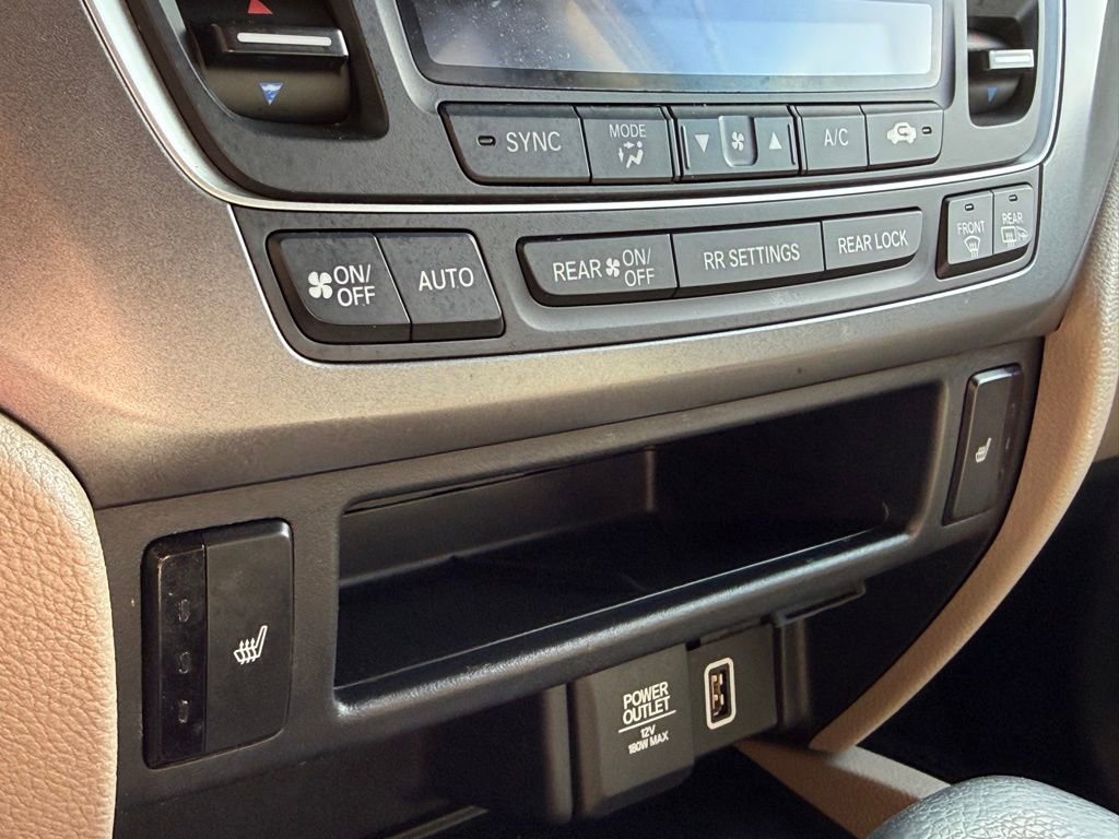 Used 2020 Honda Pilot EX image 29