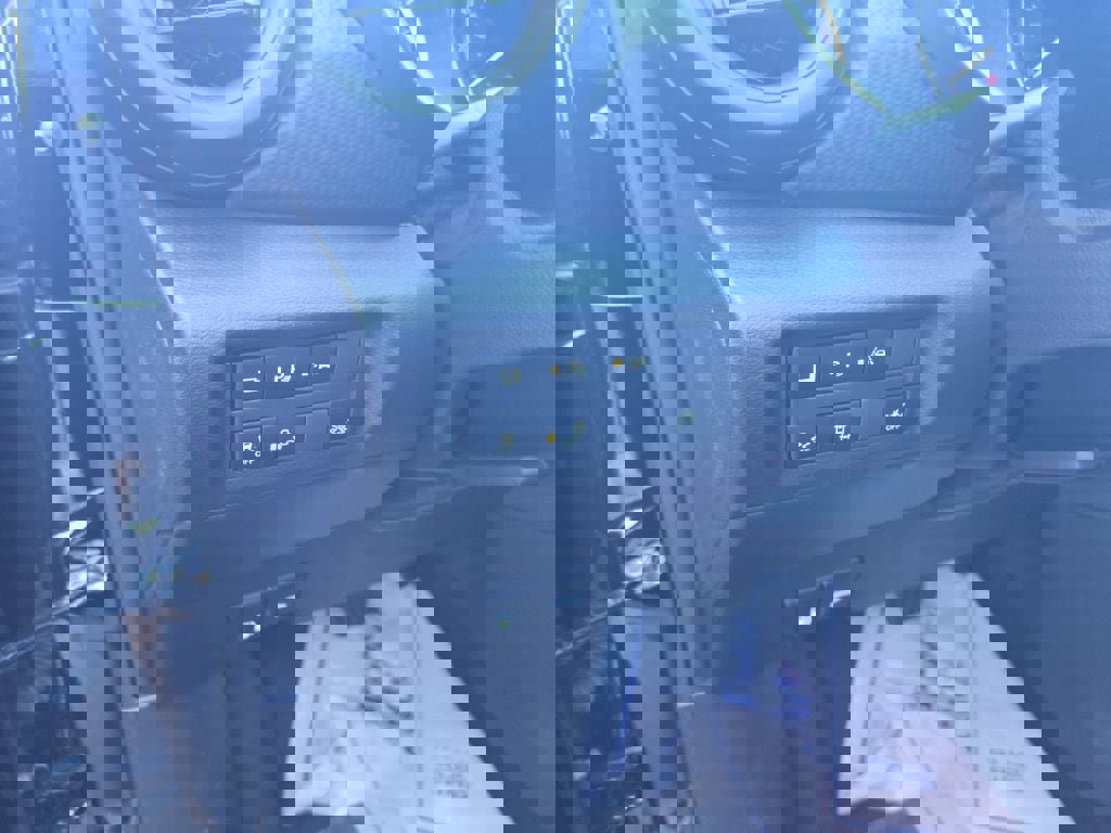 Certified 2025 Nissan Kicks Play S image 16