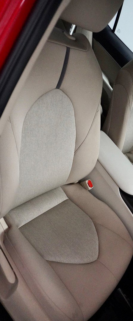 Used 2024 Toyota Camry LE image 9
