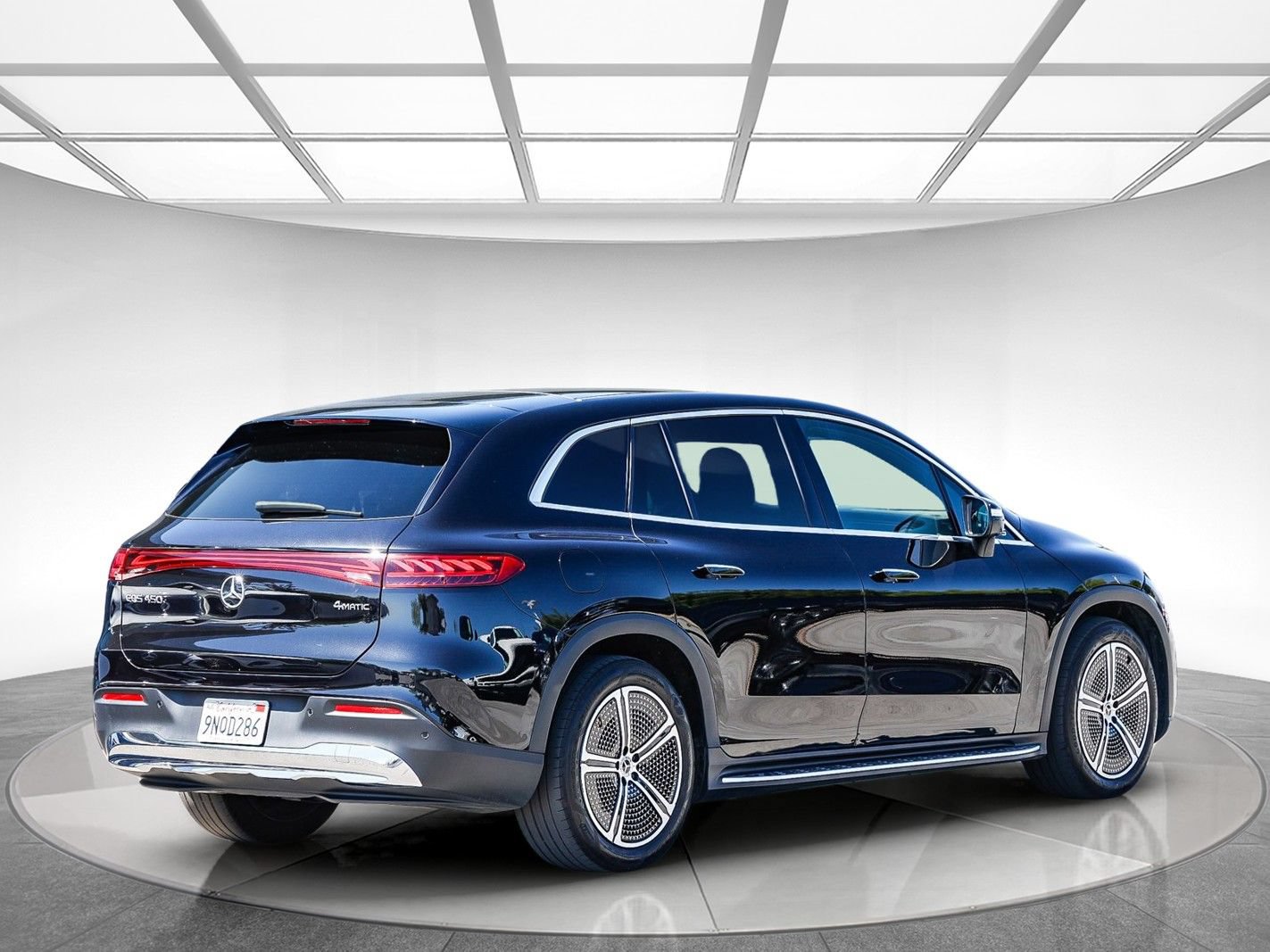 Certified 2024 Mercedes-Benz EQS 450+ 4MATIC SUV image 4