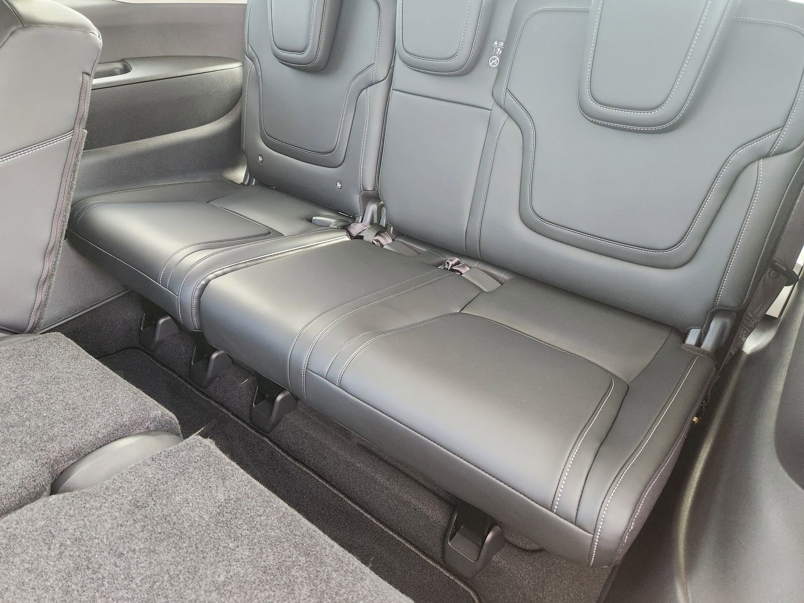 New 2026 Nissan Armada SV image 26