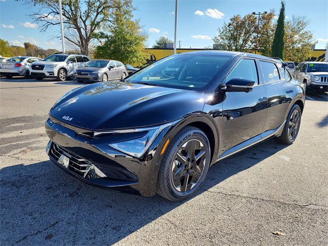 New 2025 Kia EV6 Wind image 8