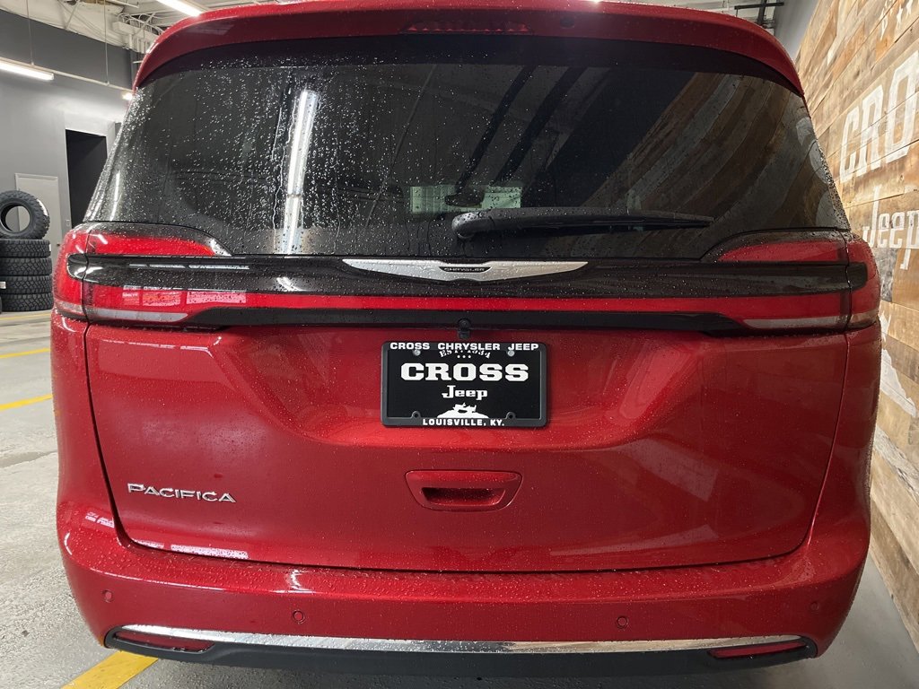New 2026 Chrysler Pacifica Select image 56