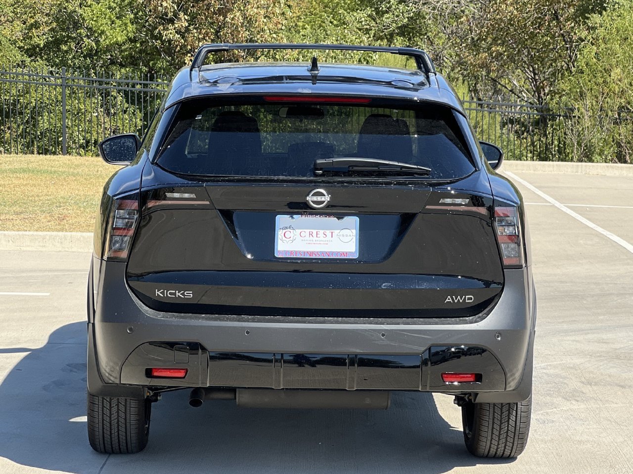 New 2027 Nissan Kicks SR AWD/4WD image 5