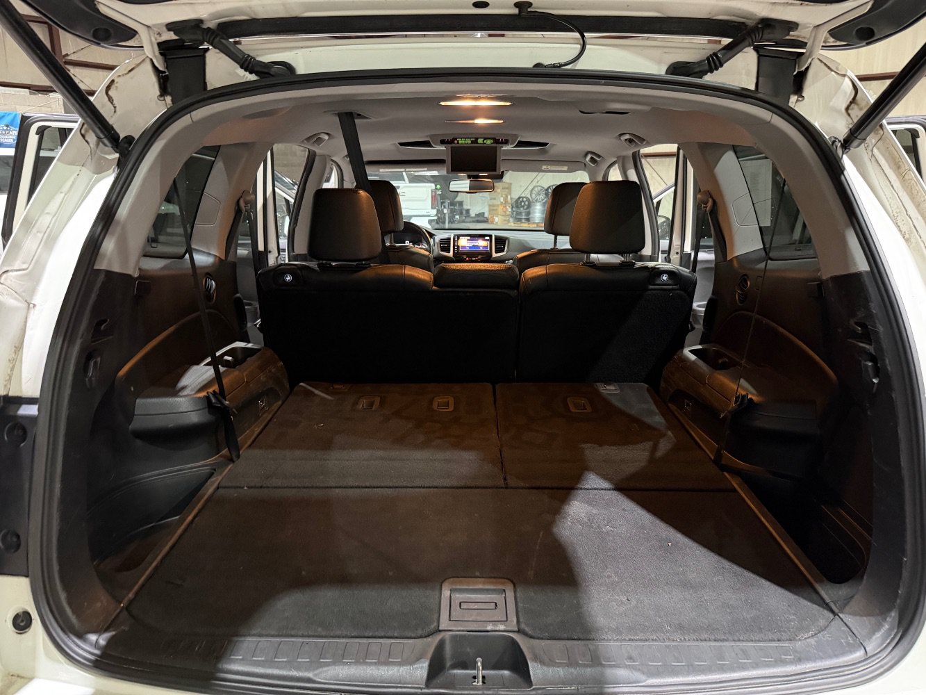 Used 2017 Honda Pilot Touring image 19