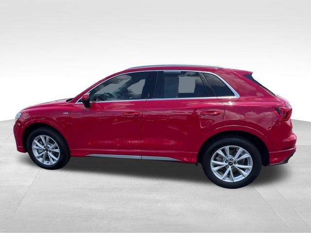 Used 2025 Audi Q3 2.0T Premium Plus w/ Premium Plus Package AWD/4WD video 3