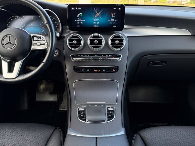 Used 2022 Mercedes-Benz GLC 300 4MATIC w/ Multimedia Package Lite image 13