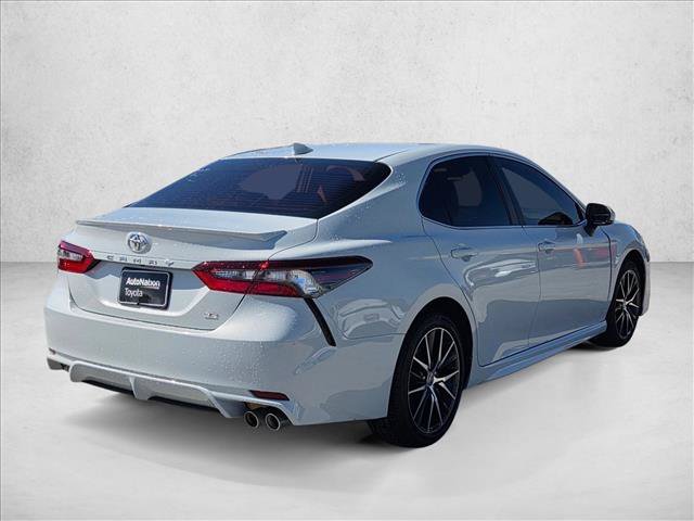 Certified 2022 Toyota Camry SE w/ Carpet Mat Package (TMS) FWD image 5