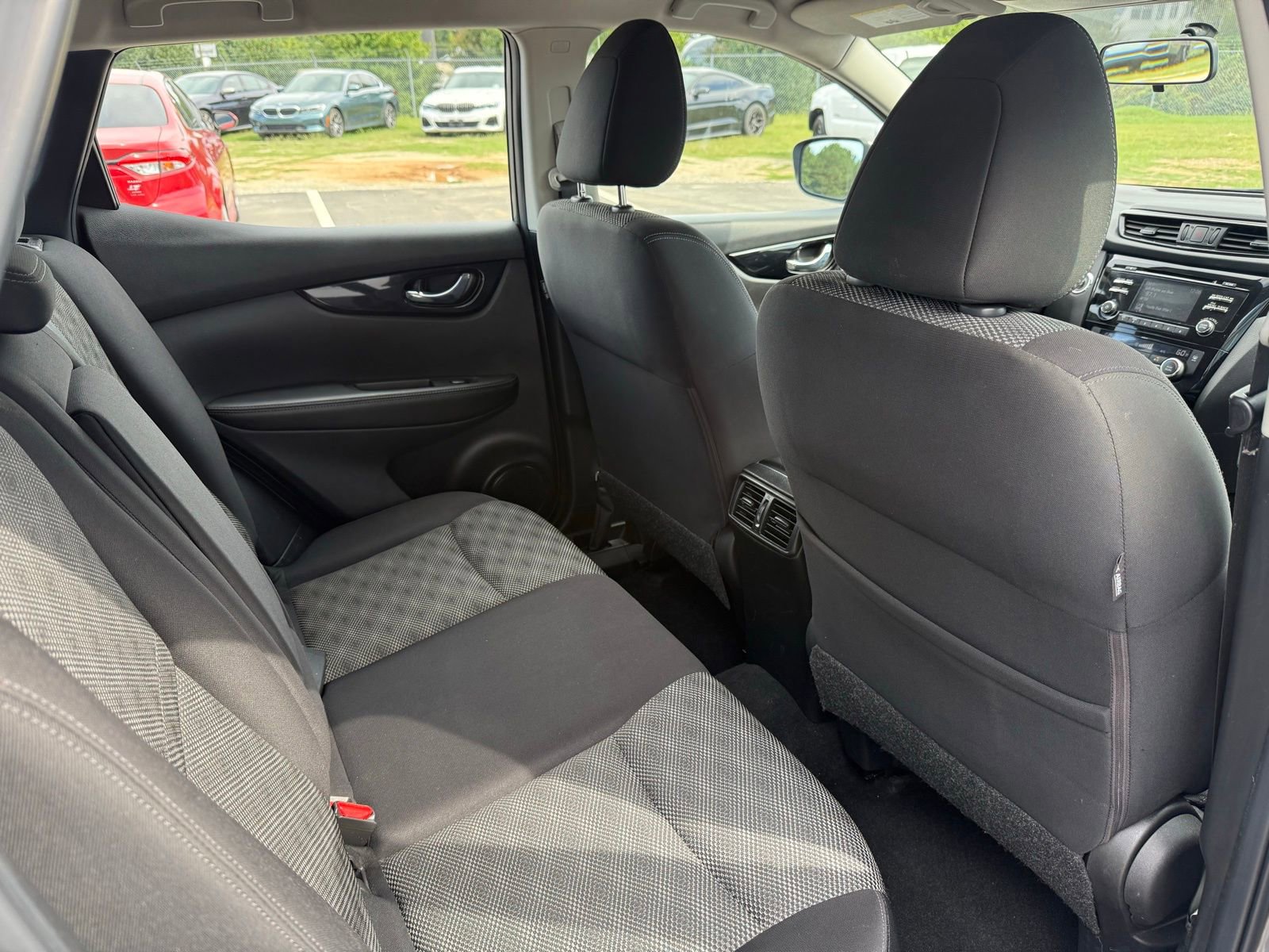 Used 2018 Nissan Rogue Sport SV image 21