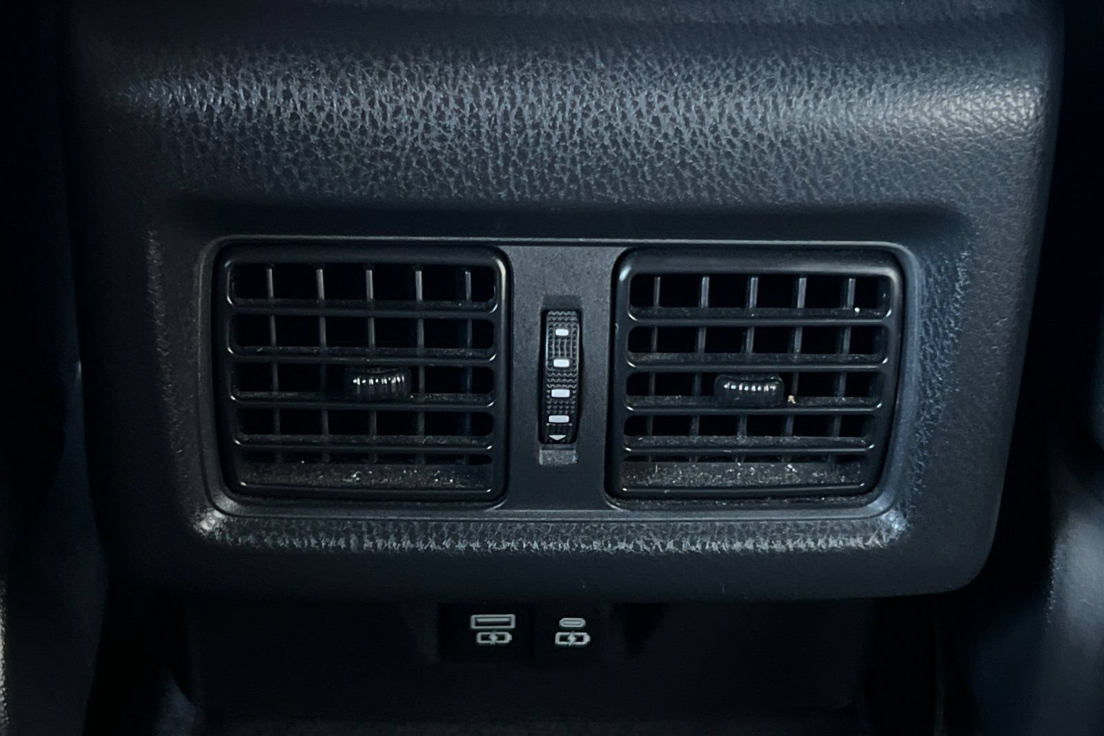 Certified 2025 Toyota Camry SE FWD image 44