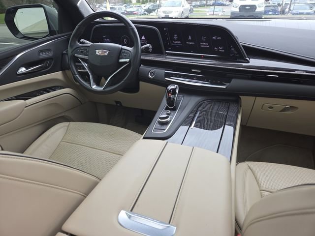 Used 2021 Cadillac Escalade Premium Luxury w/ Driver Assist Tech Package image 36