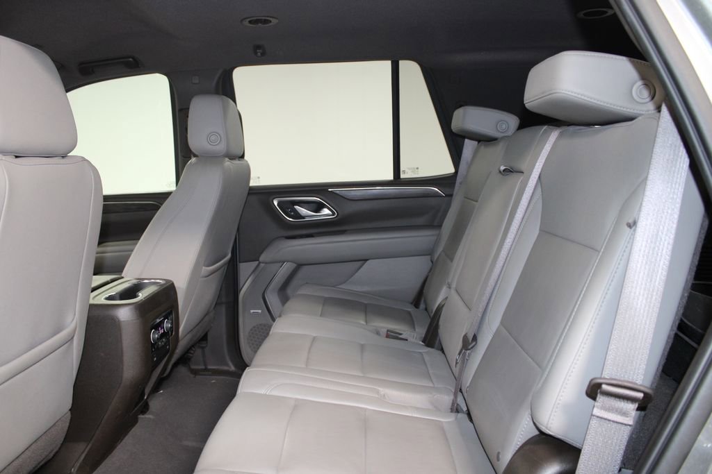 Used 2022 Chevrolet Tahoe LT w/ Luxury Package RWD image 24
