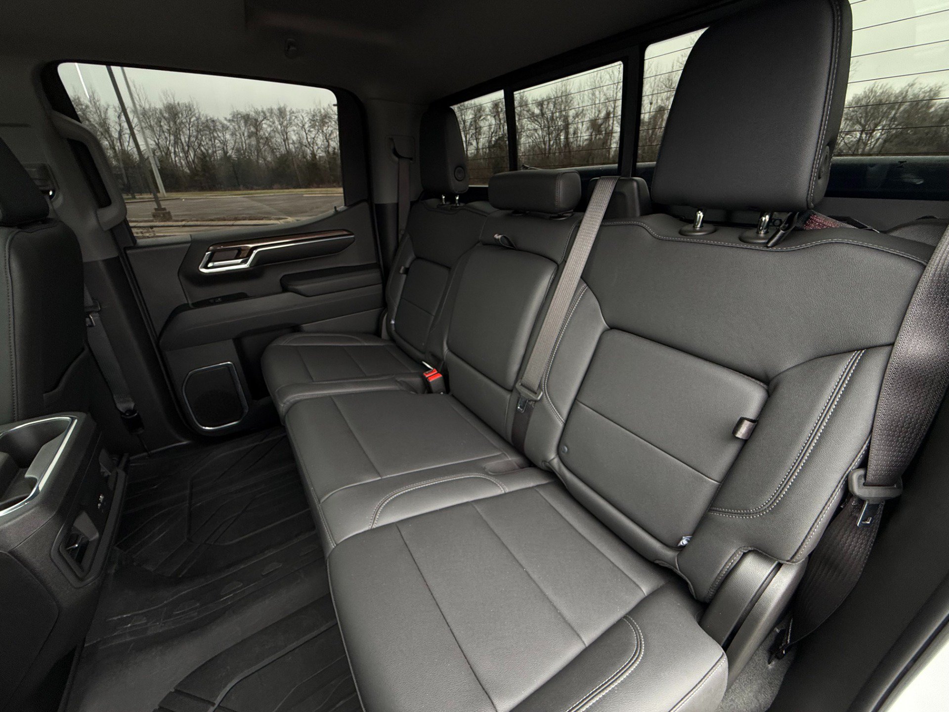 Used 2024 Chevrolet Silverado 1500 RST w/ Redline Edition AWD/4WD image 30