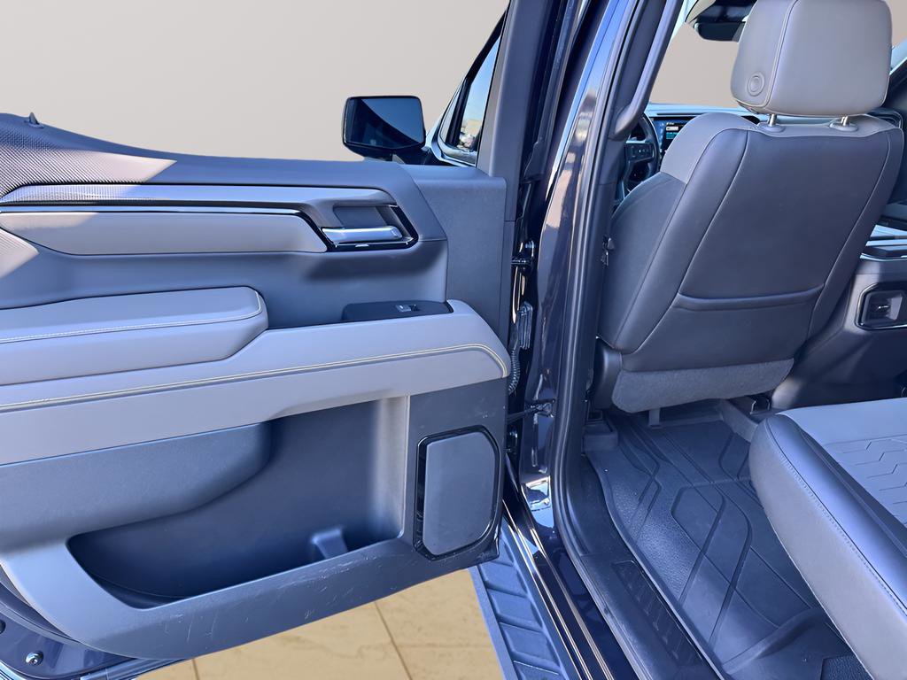 Used 2022 Chevrolet Silverado 1500 ZR2 w/ Technology Package image 31