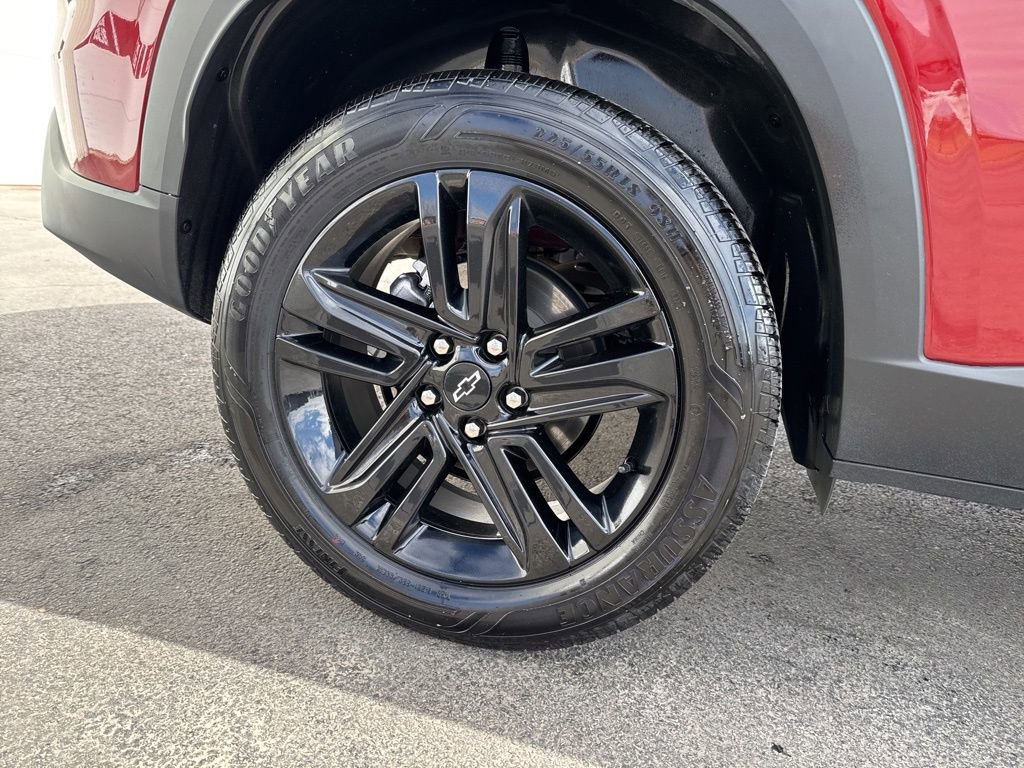 Used 2024 Chevrolet Trax ACTIV w/ Driver Confidence Package image 9