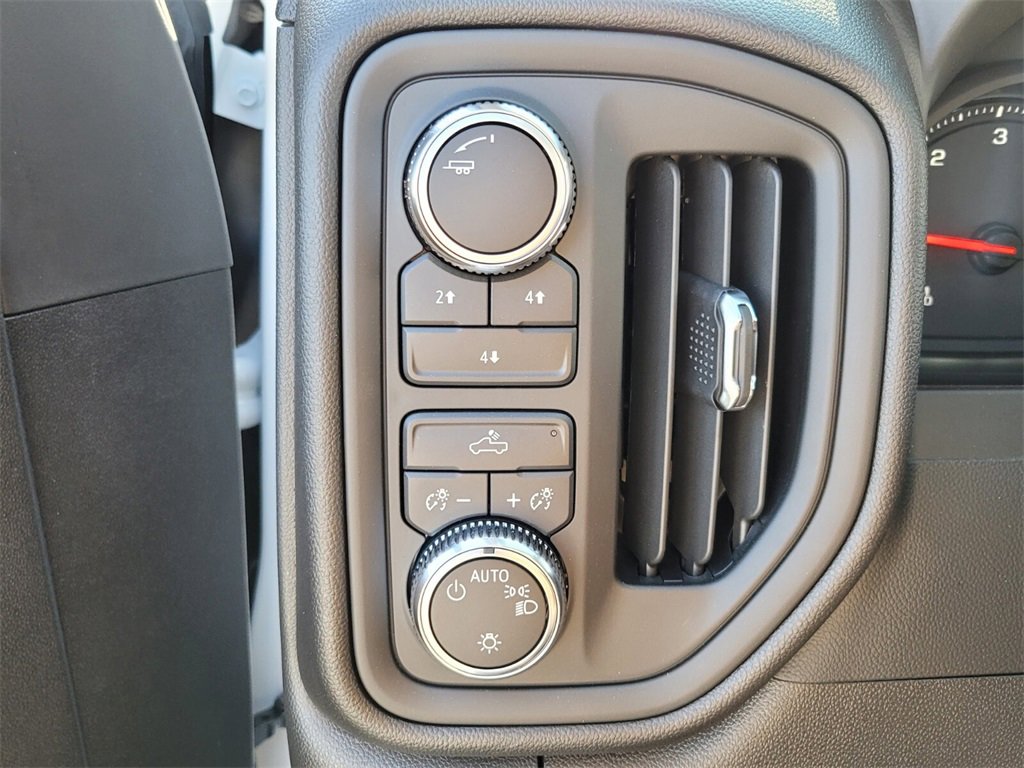 New 2026 GMC Sierra 3500 Pro image 21