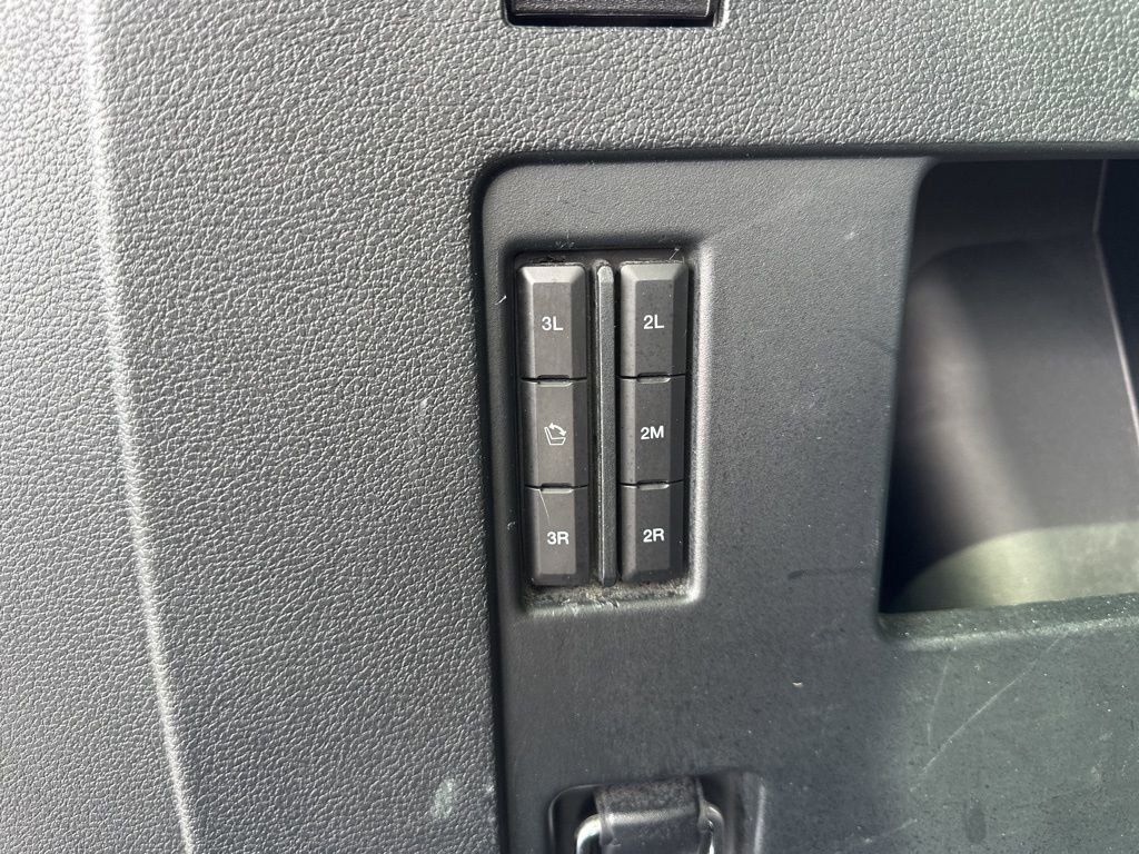 Used 2021 Ford Expedition Max XLT image 17