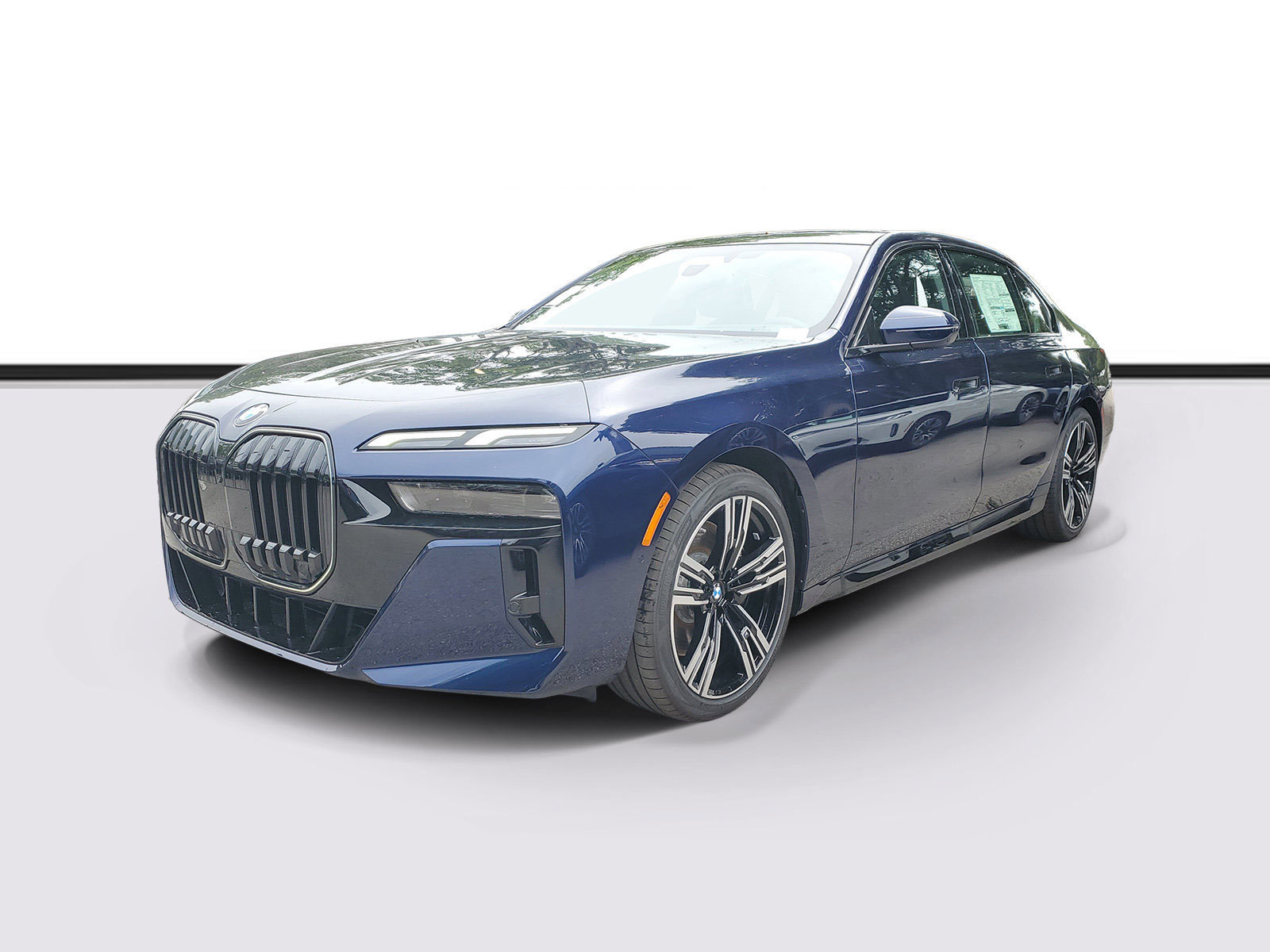 New 2026 BMW 760i xDrive w/ Luxury Rear Seating Package AWD/4WD image 2