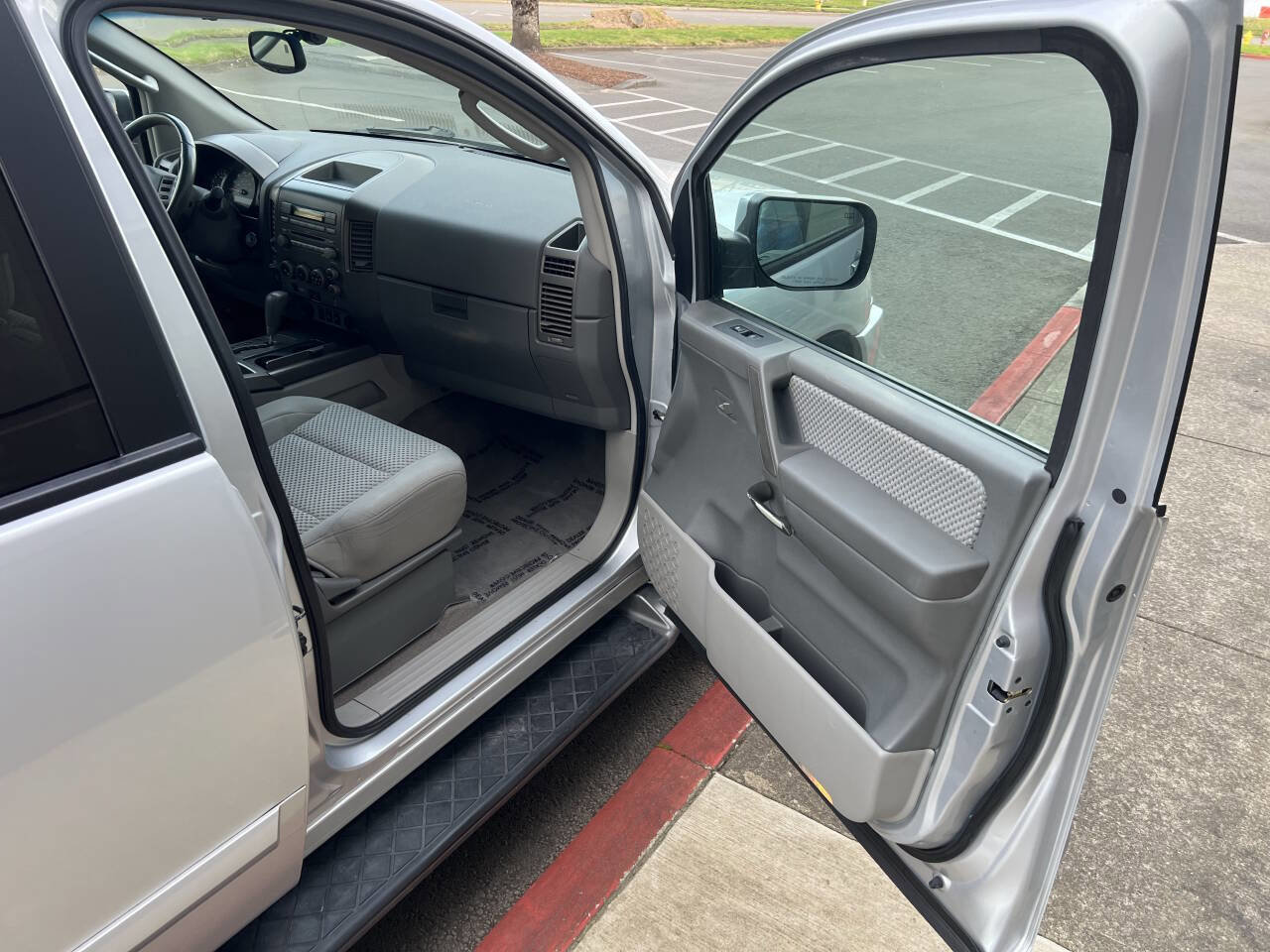 Used 2004 Nissan Armada SE w/ (Tow) Tow Pkg image 9