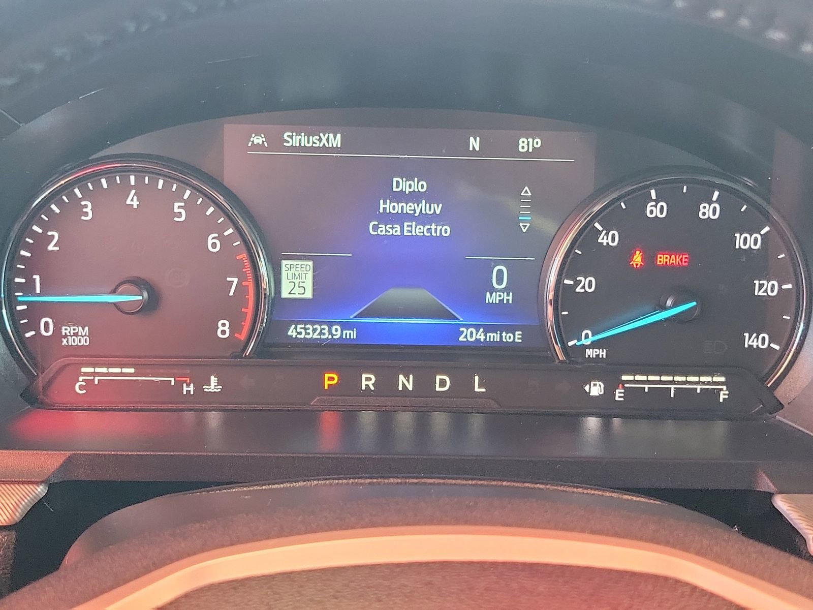 Used 2022 Ford Explorer XLT w/ Equipment Group 202A image 10